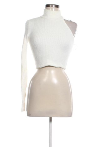 Дамско полo Bershka, Размер S, Цвят Бял, Цена 16,36 €