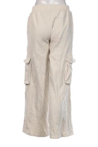 Дамско спортно долнище C&A, Размер M, Цвят Бежов, Цена 15,00 €