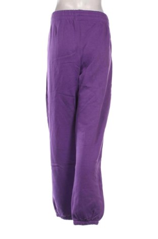 Дамско спортно долнище Nike, Размер XL, Цвят Лилав, Цена 48,06 €