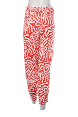 Дамско спортно долнище Unbranded, Размер 3XL, Цвят Многоцветен, Цена 15,00 €