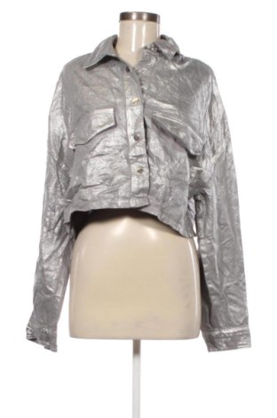 Дамско яке Bershka, Размер L, Цвят Сребрист, Цена 25,05 €