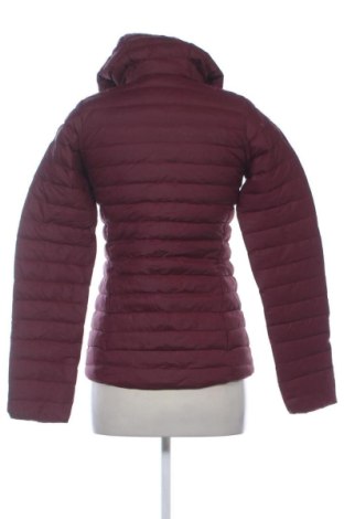 Kurtka damska The North Face, Rozmiar XS, Kolor Czerwony, Cena 789,99 zł