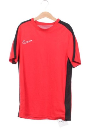 Детска тениска Nike, Размер 10-11y/ 146-152 см, Цвят Многоцветен, Цена 13,29 €
