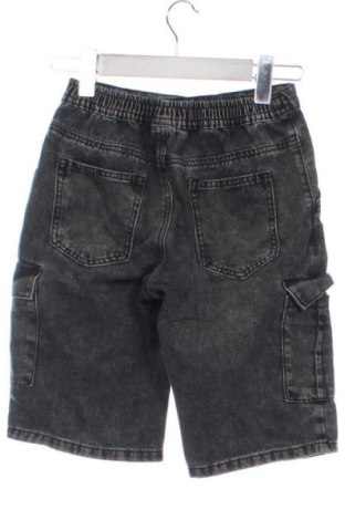 Παιδικό κοντό παντελόνι LC Waikiki, Μέγεθος 8-9y/ 134-140 εκ., Χρώμα Γκρί, Τιμή 7,00 €