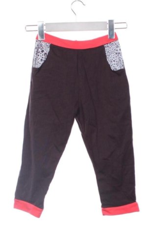 Pantaloni scurți pentru copii Petit Beguin, Mărime 4-5y/ 110-116 cm, Culoare Multicolor, Preț 46,92 Lei