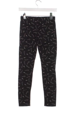 Детски панталон Nike, Размер 12-13y/ 158-164 см, Цвят Многоцветен, Цена 21,47 €