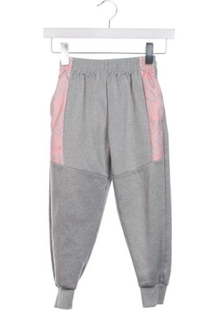 Dětské tepláky Unbranded, Velikost 5-6y/ 116-122 cm, Barva Vícebarevné, Cena  348,00 Kč