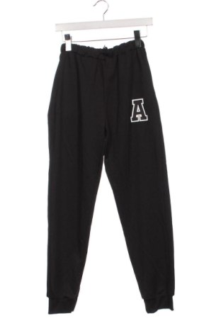 Pantaloni de trening, pentru copii Unbranded, Mărime 11-12y/ 152-158 cm, Culoare Negru, Preț 79,99 Lei