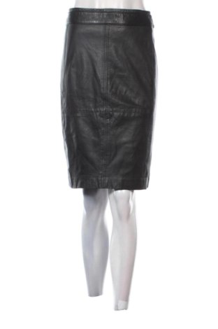 Кожена пола Mango, Размер S, Цвят Черен, Цена 227,31 €