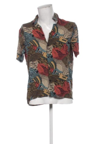 Мъжка риза Bershka, Размер S, Цвят Многоцветен, Цена 15,33 €