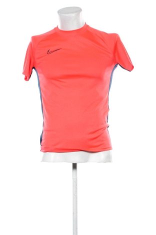 Pánské tričko  Nike, Velikost S, Barva Červená, Cena  409,00 Kč