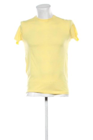 Pánské tričko  Russell, Velikost S, Barva Žlutá, Cena  227,00 Kč