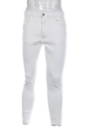 Ανδρικό τζίν Pull&Bear, Μέγεθος M, Χρώμα Λευκό, Τιμή 20,00 €