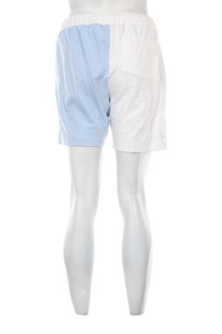 Pantaloni scurți de bărbați Trendyol, Mărime M, Culoare Multicolor, Preț 88,62 Lei