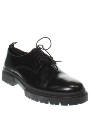 Obuwie męskie Your Turn, Rozmiar 44, Kolor Czarny, Cena 377,99 zł