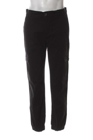 Męskie spodnie Dan Fox X About You, Rozmiar M, Kolor Czarny, Cena 290,99 zł