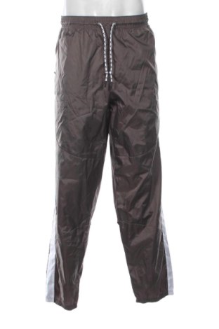 Pantaloni trening de bărbați Under Armour, Mărime XL, Culoare Maro, Preț 121,99 Lei