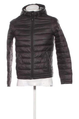 Męska kurtka Bershka, Rozmiar S, Kolor Czarny, Cena 133,96 zł
