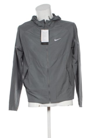 Geacă de bărbati Nike, Mărime M, Culoare Gri, Preț 429,99 Lei