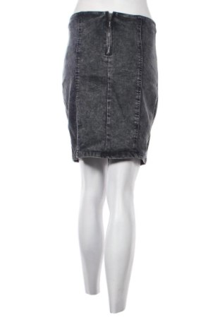 Sukně Amisu, Velikost S, Barva Černá, Cena  219,00 Kč