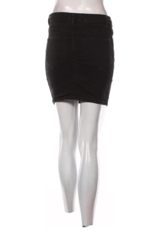 Пола Amisu, Размер S, Цвят Черен, Цена 15,33 €