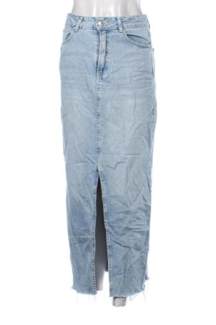 Пола Bershka, Размер S, Цвят Син, Цена 15,33 €