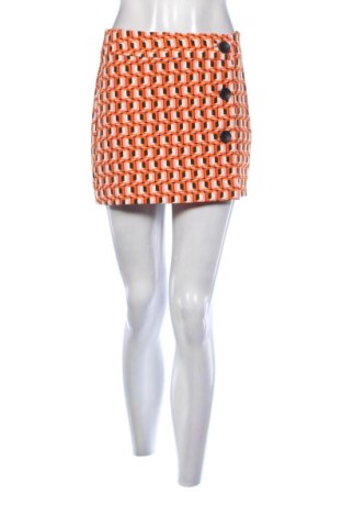 Пола Bershka, Размер S, Цвят Многоцветен, Цена 10,00 €