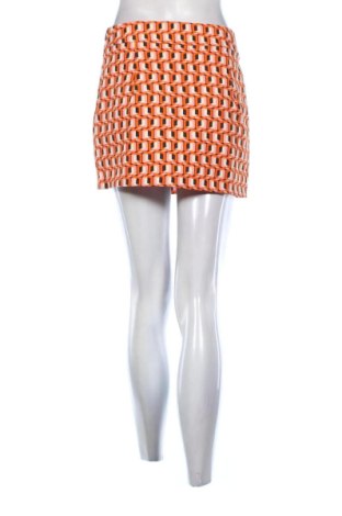 Пола Bershka, Размер S, Цвят Многоцветен, Цена 10,00 €