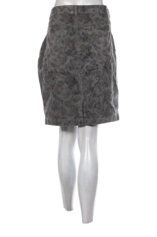 Пола Bonita, Размер XL, Цвят Многоцветен, Цена 10,22 €