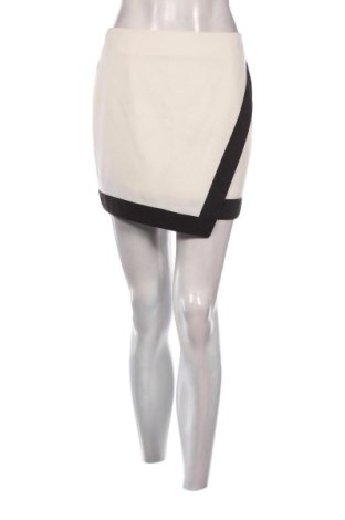 Spódnica Boohoo, Rozmiar S, Kolor Biały, Cena 53,58 zł