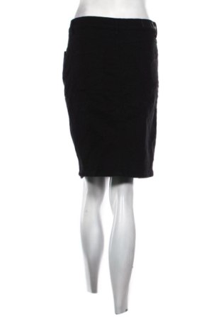 Пола Flash Jeans, Размер S, Цвят Черен, Цена 15,33 €