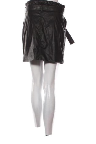 Пола H&M Divided, Размер M, Цвят Черен, Цена 10,22 €