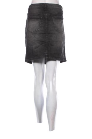 Fustă KappAhl, Mărime M, Culoare Gri, Preț 107,99 Lei