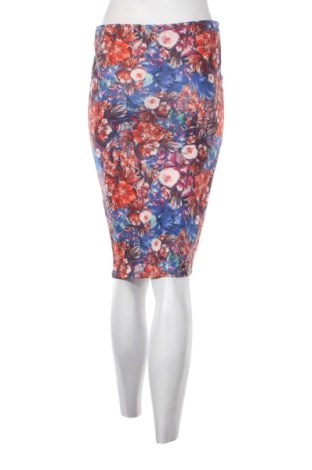 Rock Pull&Bear, Größe S, Farbe Mehrfarbig, Preis 15,99 €