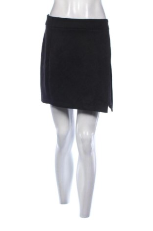 Пола Reserved, Размер M, Цвят Черен, Цена 10,00 €