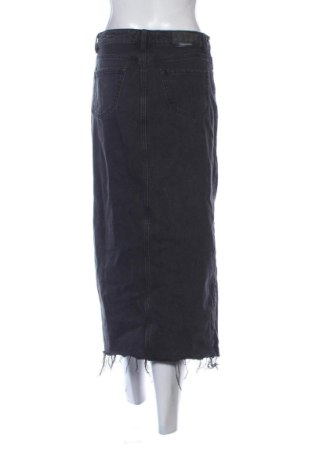 Пола Stradivarius, Размер M, Цвят Сив, Цена 8,69 €