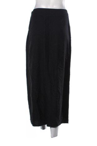 Пола Unbranded, Размер M, Цвят Черен, Цена 11,75 €