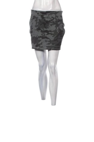 Rock Weekday, Größe M, Farbe Mehrfarbig, Preis 17,99 €