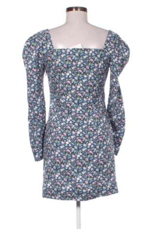 Рокля & Other Stories, Размер M, Цвят Многоцветен, Цена 83,63 €