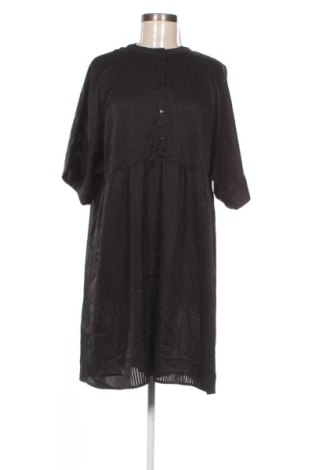 Kleid ADPT., Größe XL, Farbe Schwarz, Preis 31,99 €