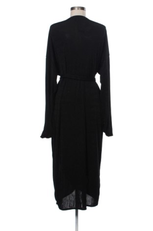 Šaty  ASOS, Velikost XXL, Barva Černá, Cena  429,00 Kč