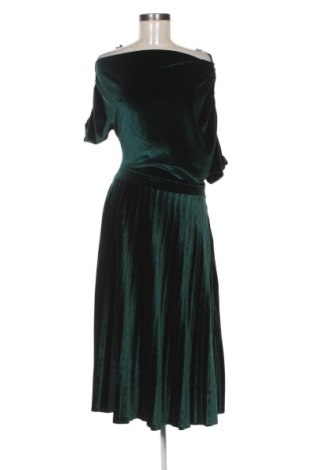 Рокля ASOS, Размер M, Цвят Зелен, Цена 25,05 €