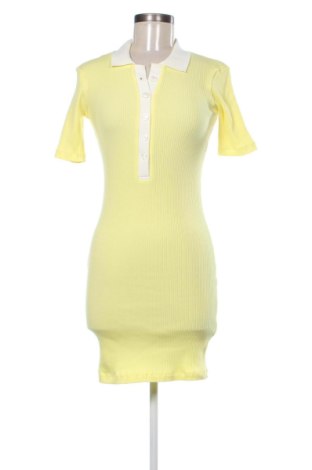 Рокля About You, Размер XS, Цвят Жълт, Цена 32,00 €