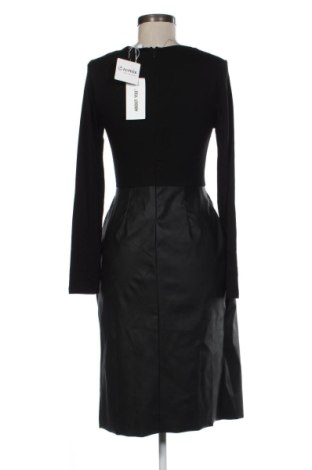 Kleid About you X Pari, Größe M, Farbe Schwarz, Preis 95,53 €