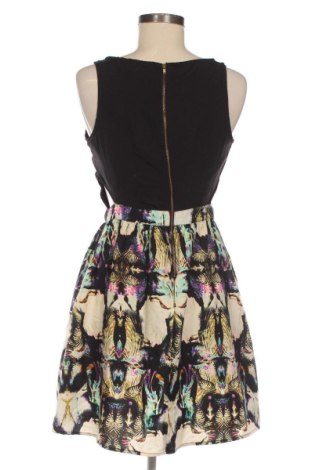 Kleid Amisu, Größe M, Farbe Mehrfarbig, Preis € 20,00