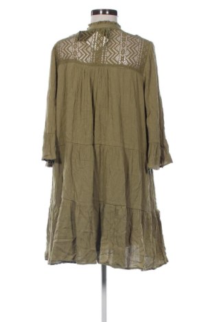 Sukienka Amisu, Rozmiar M, Kolor Zielony, Cena 169,60 zł