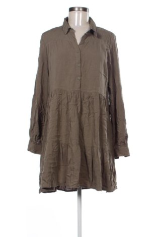 Kleid Amisu, Größe L, Farbe Grün, Preis 25,99 €