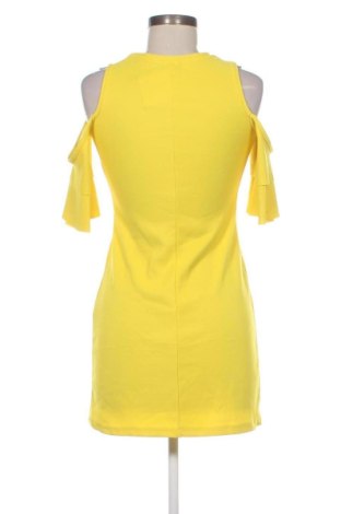 Sukienka Bershka, Rozmiar XS, Kolor Żółty, Cena 104,99 zł