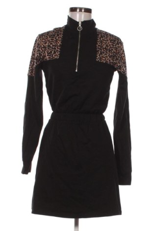 Kleid Bershka, Größe S, Farbe Schwarz, Preis 25,99 €