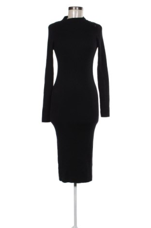 Рокля Bershka, Размер M, Цвят Черен, Цена 30,00 €